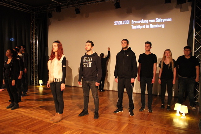 Theaterprojekt „Rosarot ist eine Mischfarbe“ – Premiere in Chemnitz (2.11.) und bei uns (10.11.)